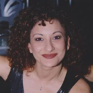 Τσιάπου Άννα