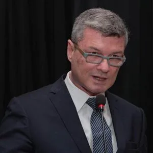 Κατσαρίδης Βασίλειος