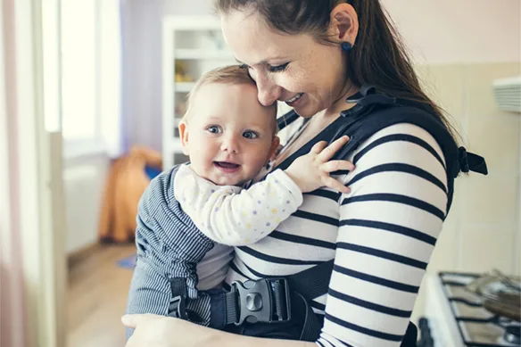 Μάρσιπος αγκαλιάς: η σωστή θέση