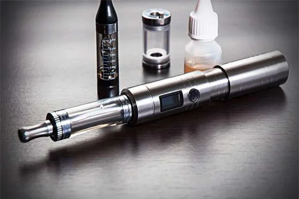 Οι κίνδυνοι χρήσης του ηλεκτρονικού τσιγάρου