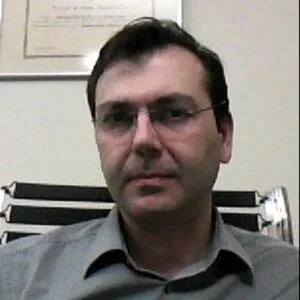 Χαραλαμπίδης Στέλιος