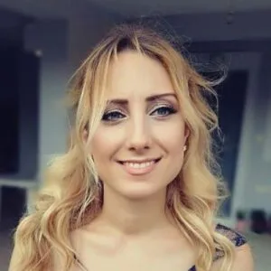 Χατζηπέρη Χριστίνα